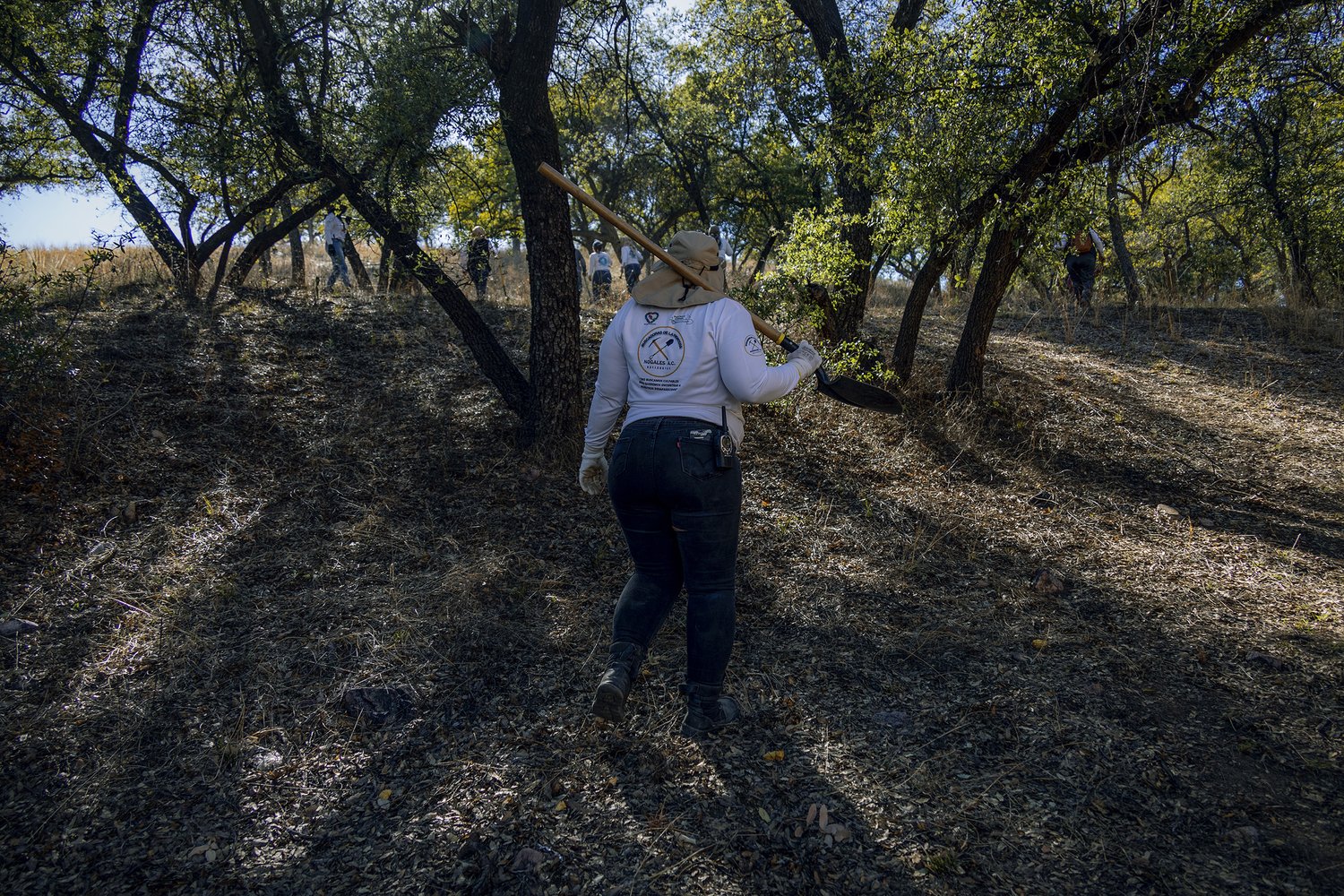 A day of searching for missing migrants in Nogales, Sonora. © Andrea Godínez